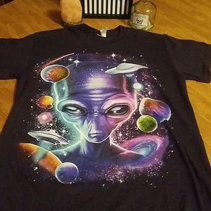 Alien tee